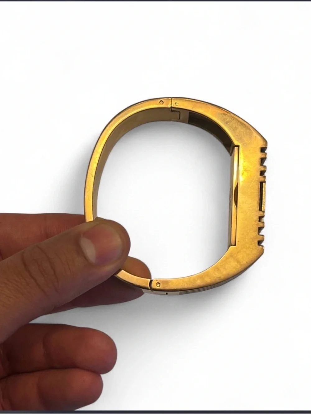 Tory Burch Fitbit‎ Hinged Gold Tone Bracelet (rare)